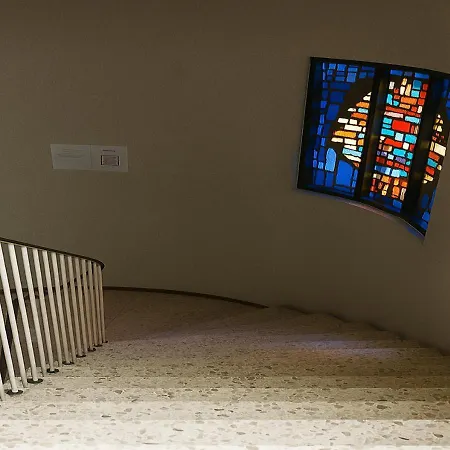 Maya Zentral Bequem ホームステイ *