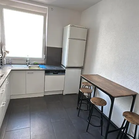 ホームステイ Maya Zentral Bequem